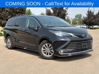 2023 Toyota Sienna XLE 8 Passenger