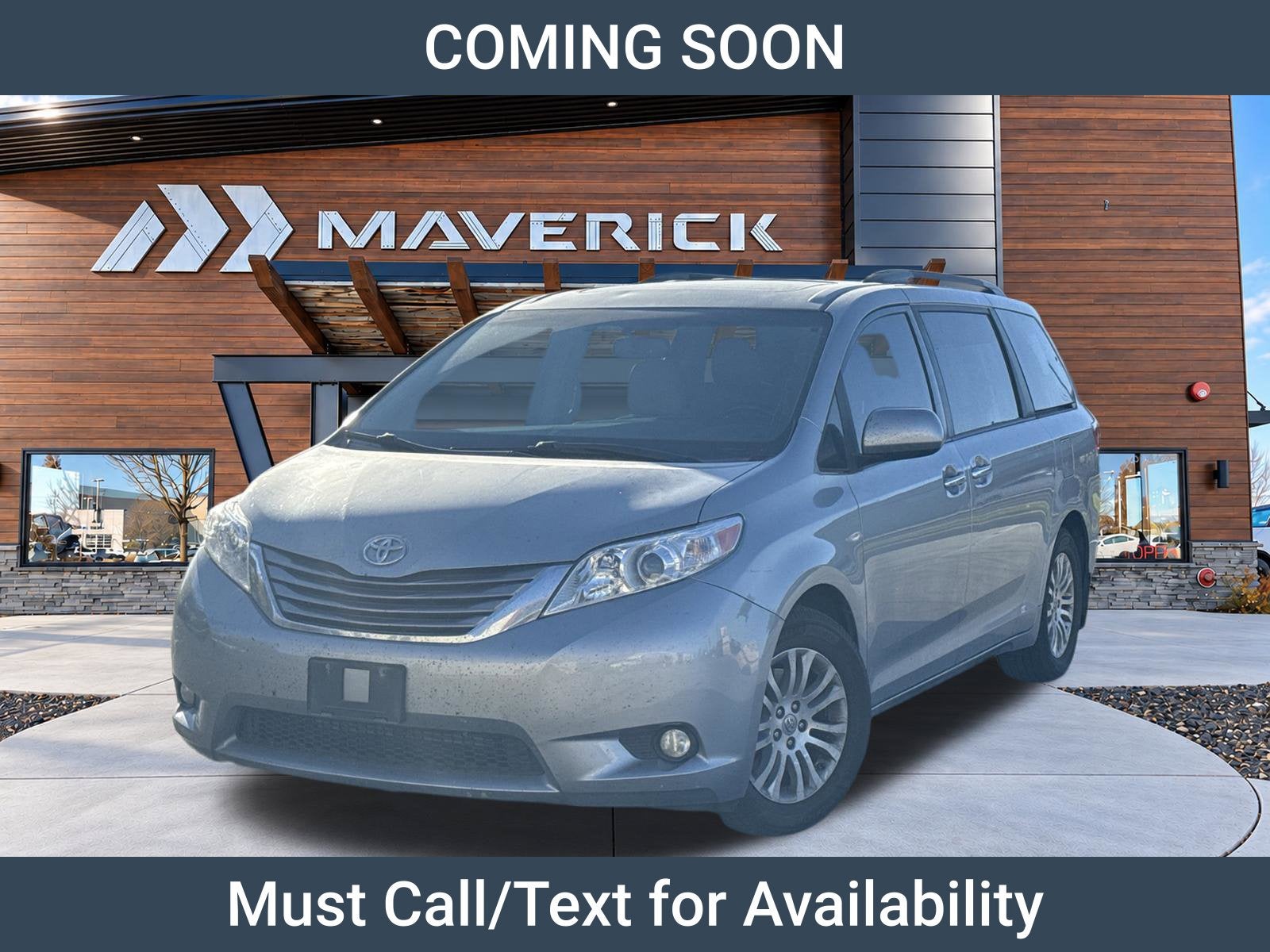 2017 Toyota Sienna XLE Premium 8 Passenger