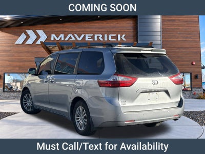 2017 Toyota Sienna XLE Premium 8 Passenger