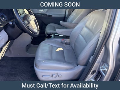 2017 Toyota Sienna XLE Premium 8 Passenger