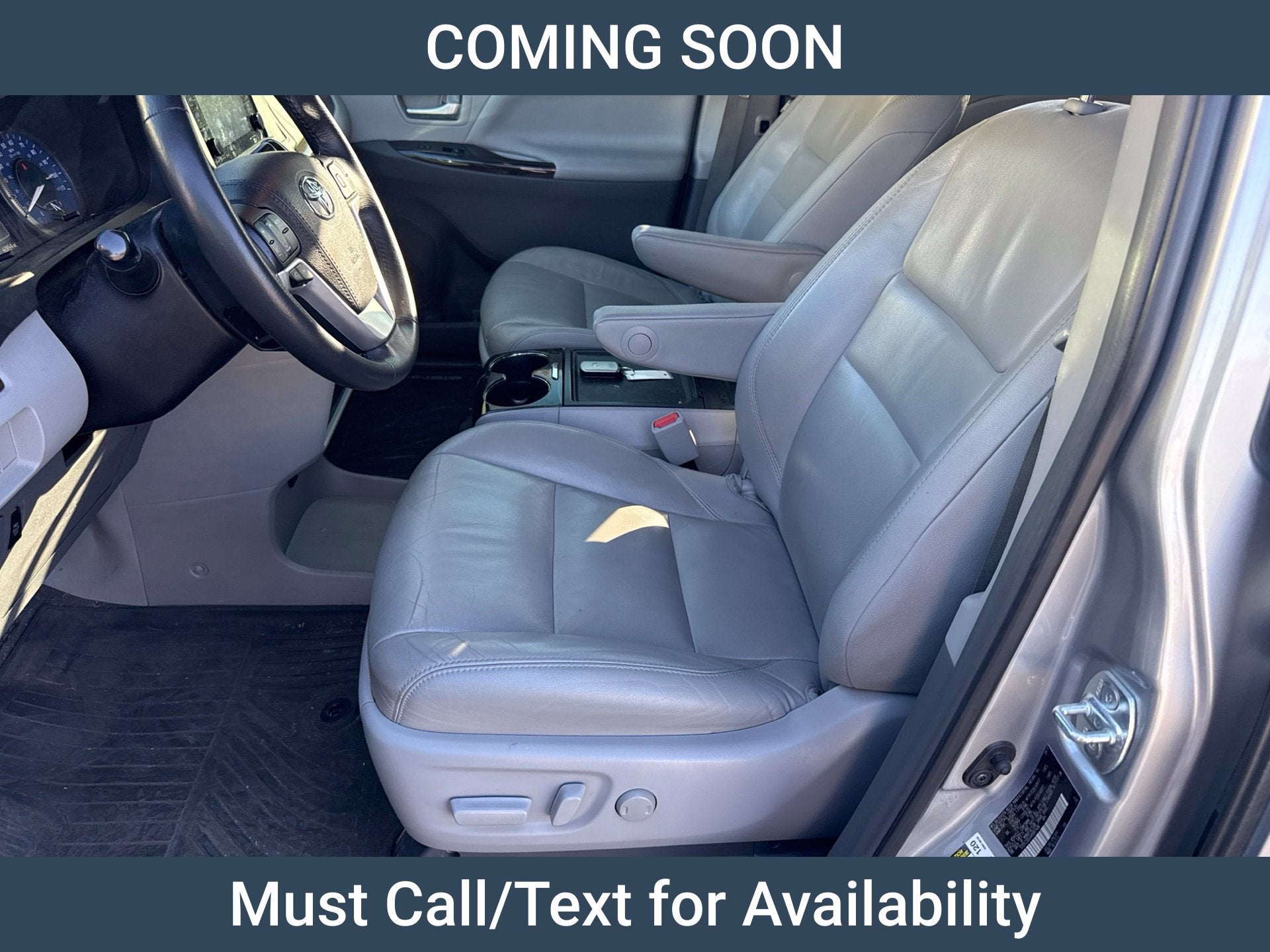 2017 Toyota Sienna XLE Premium 8 Passenger