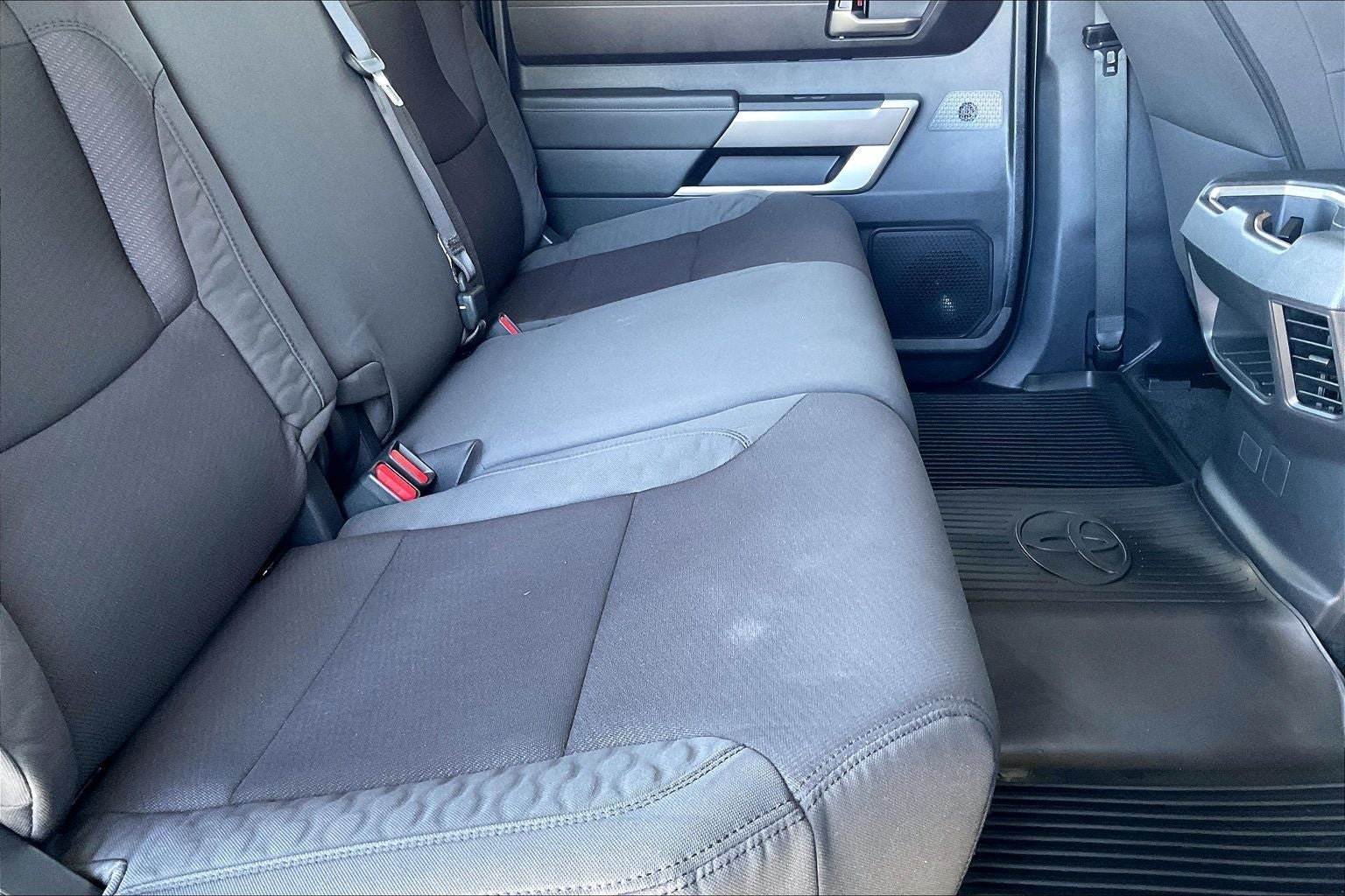 2022 Toyota Tundra SR5