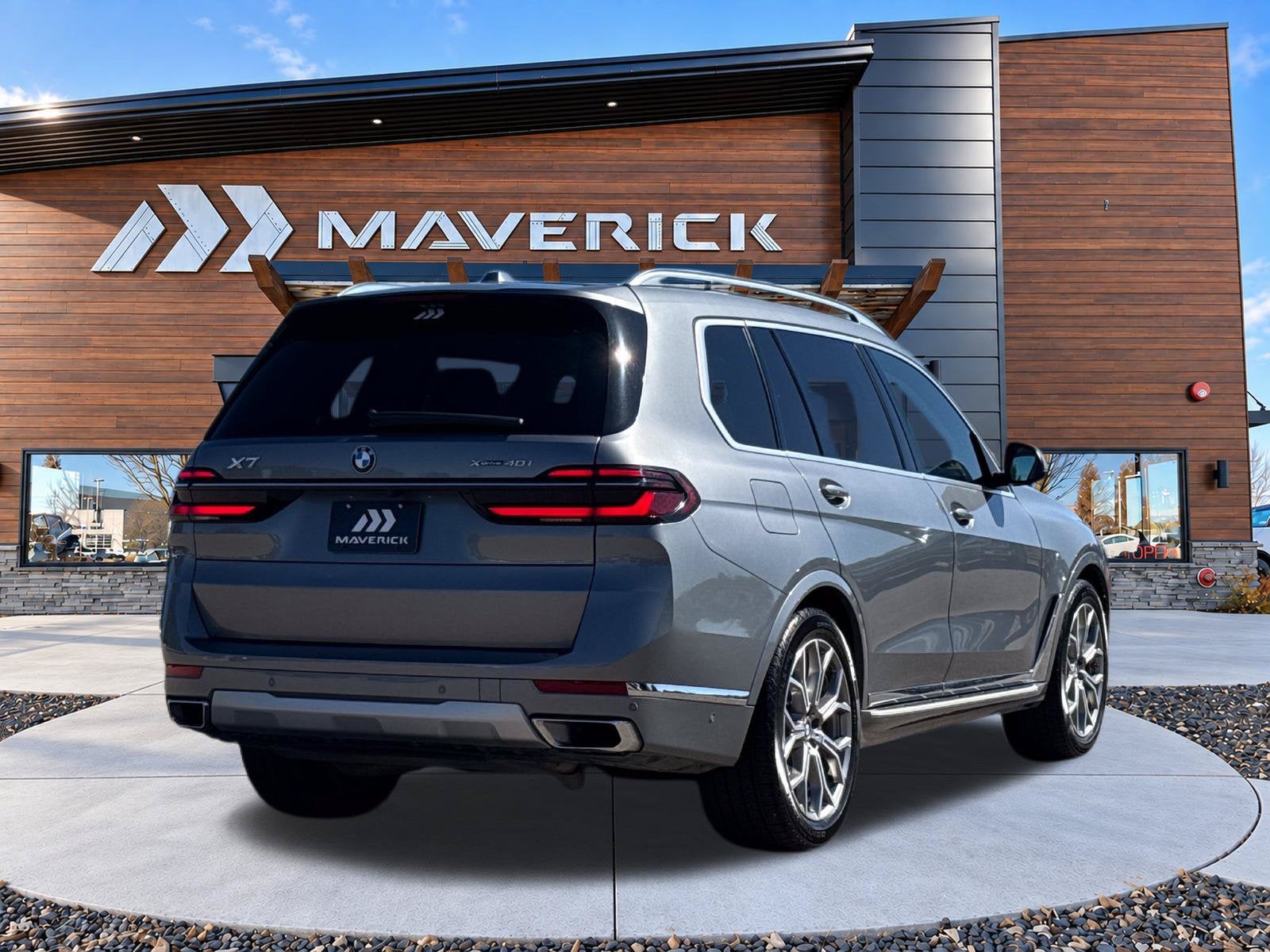 2024 BMW X7 xDrive40i