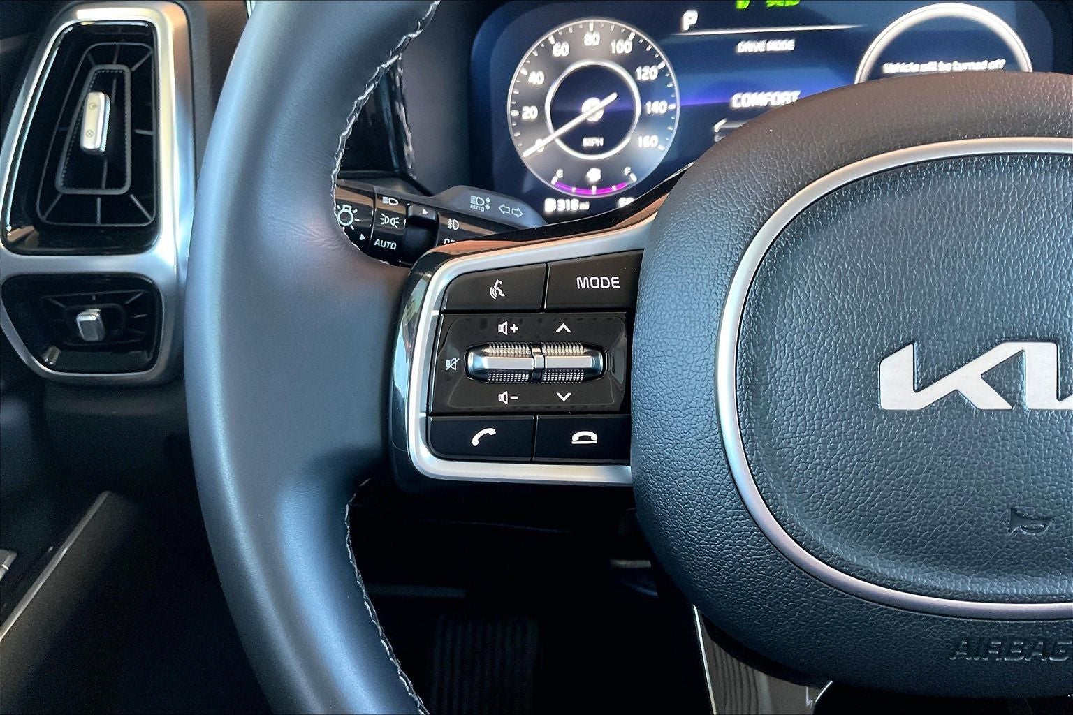 2023 Kia Sorento SX