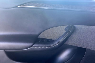 2022 Tesla Model S Base