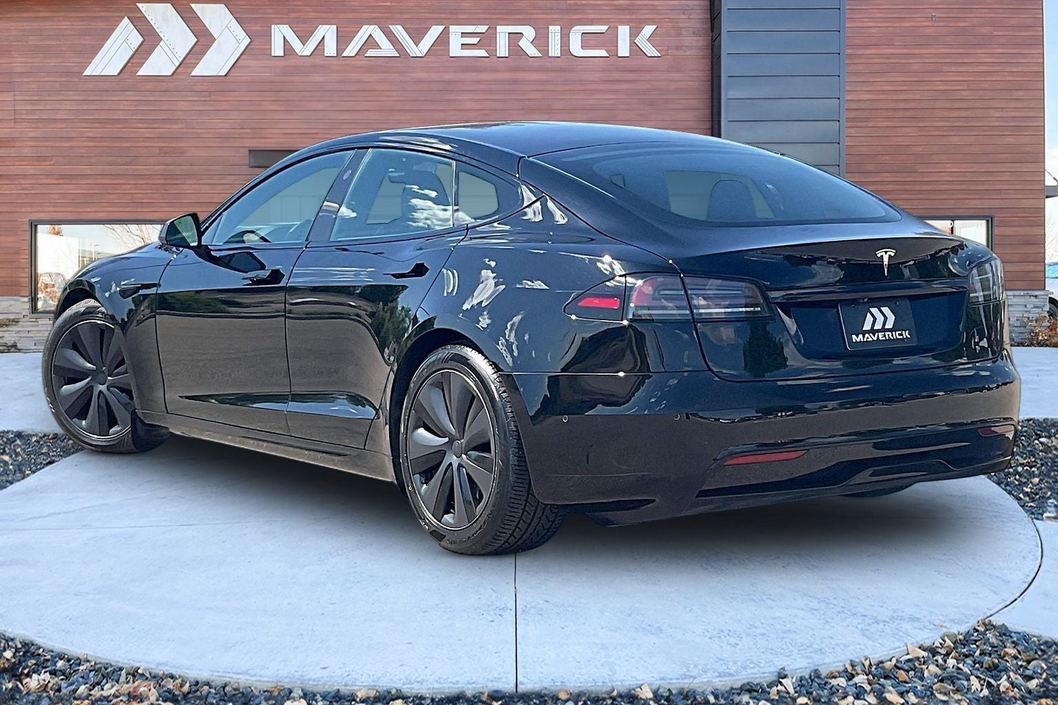2022 Tesla Model S Base
