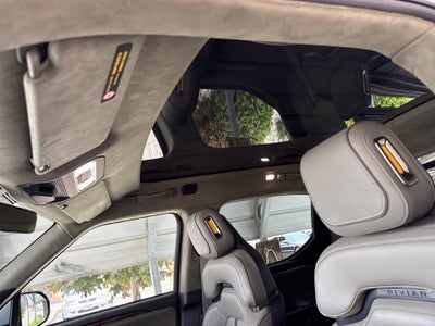 2022 Rivian R1T Launch Edition