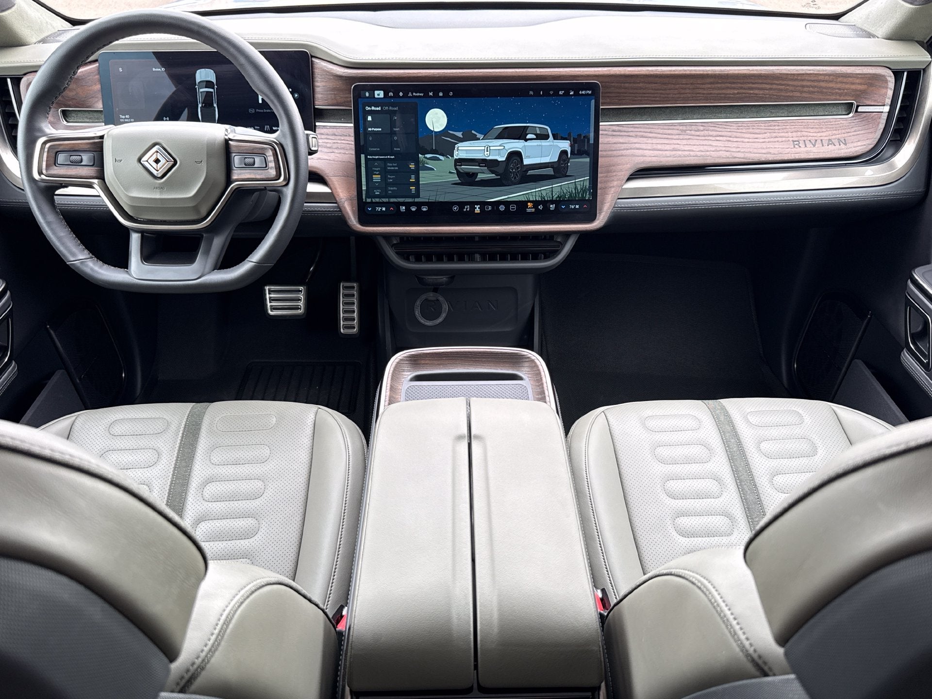 2022 Rivian R1T Launch Edition