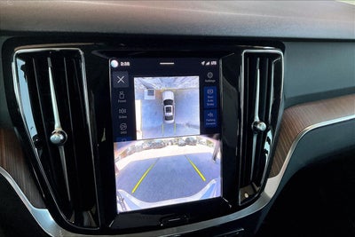 2024 Volvo S60 B5 Plus Dark Theme
