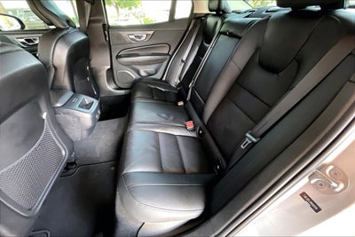 2024 Volvo S60 B5 Plus Dark Theme