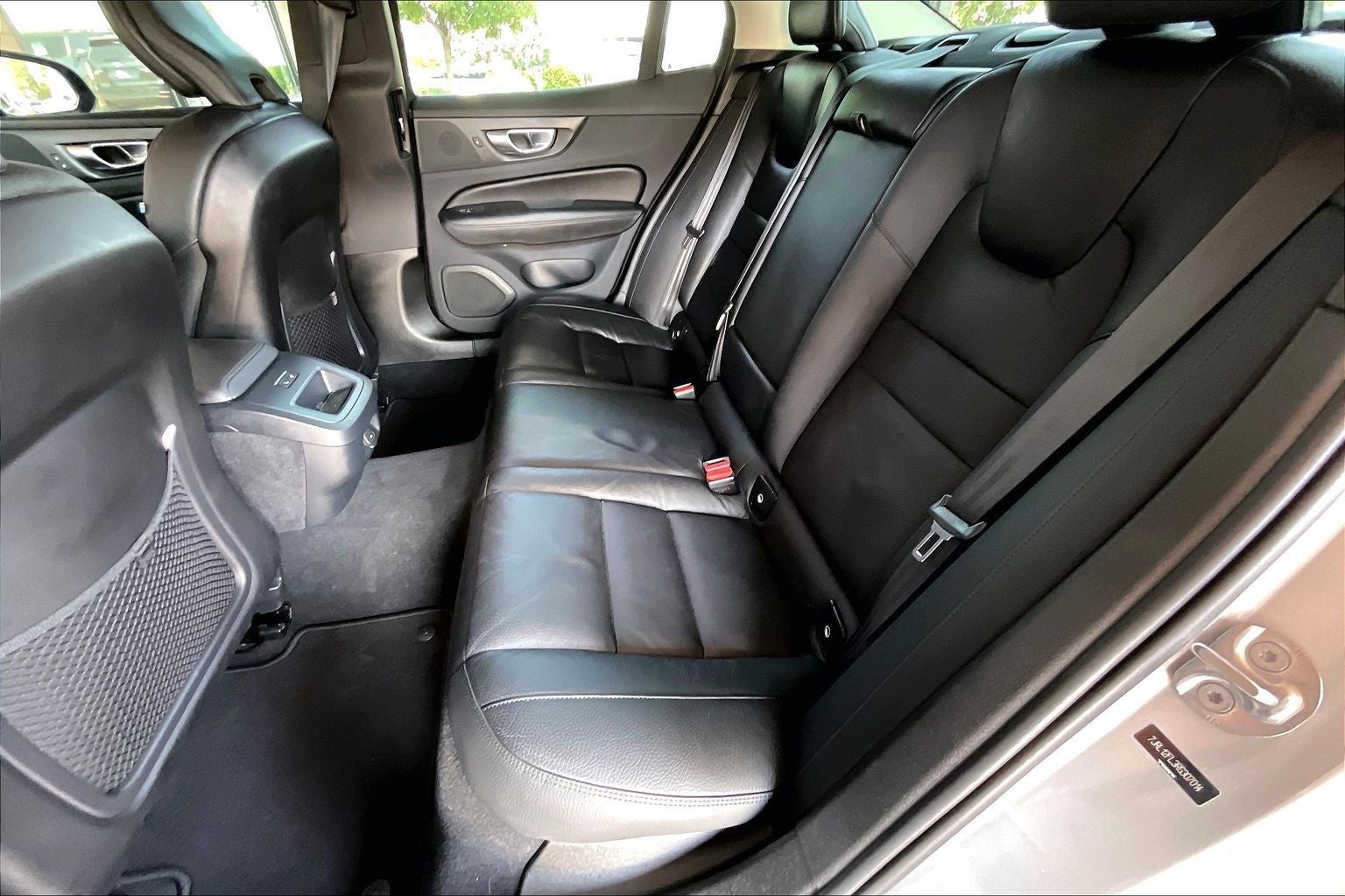 2024 Volvo S60 B5 Plus Dark Theme
