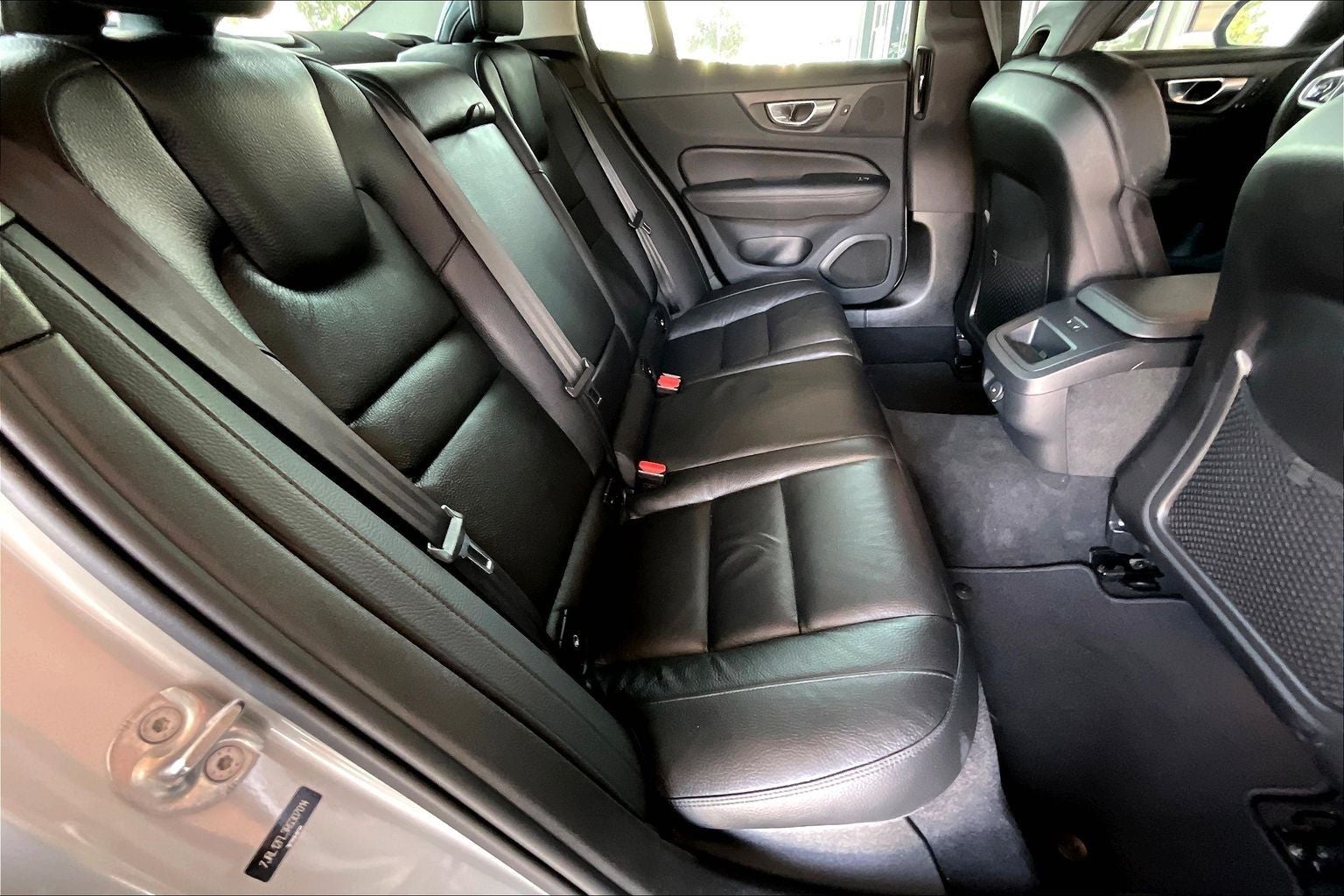 2024 Volvo S60 B5 Plus Dark Theme