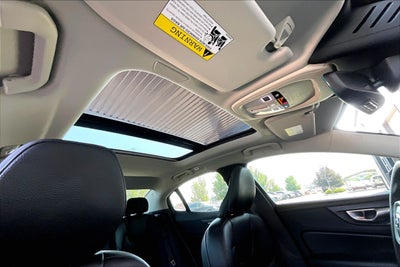 2024 Volvo S60 B5 Plus Dark Theme