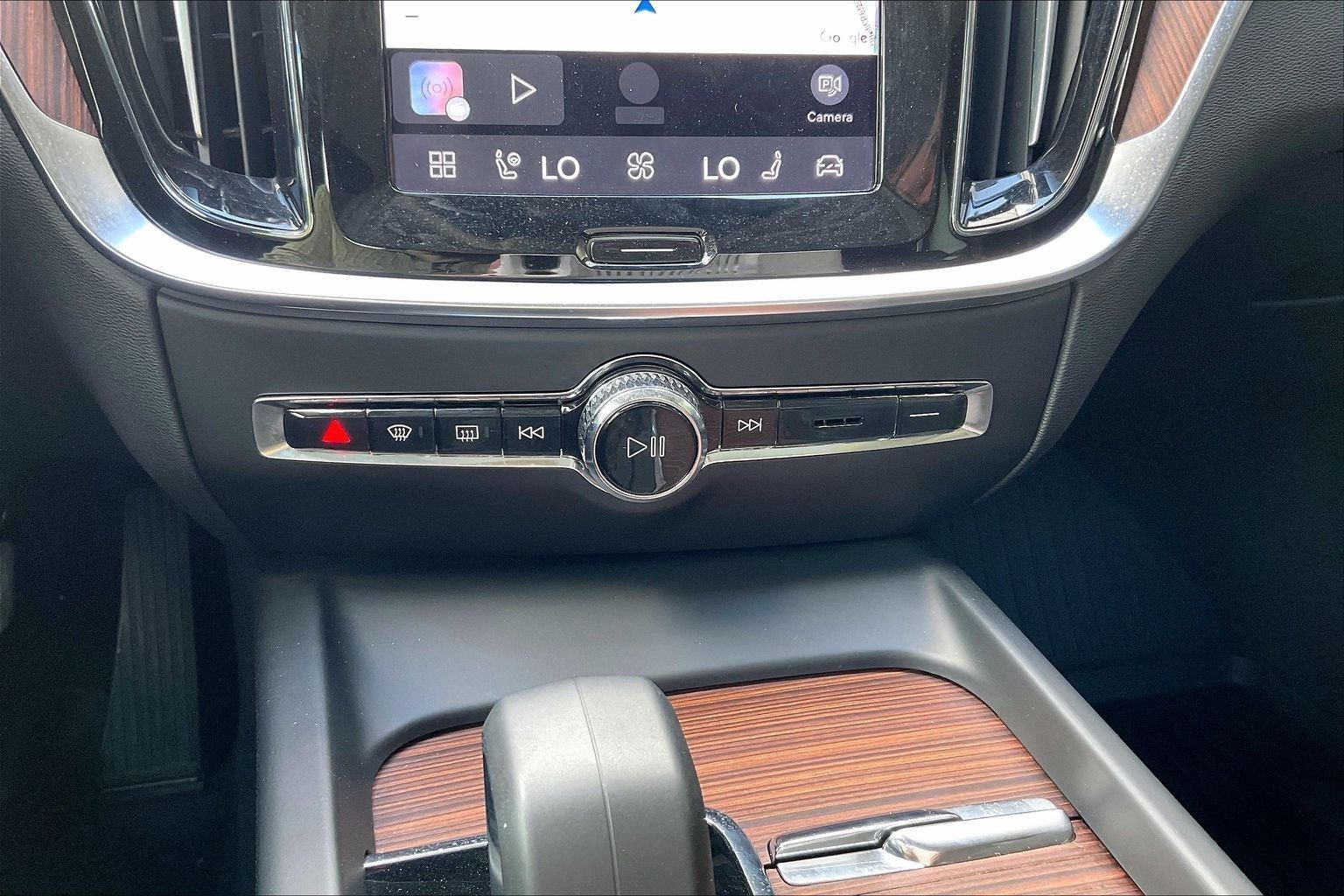 2023 Volvo S60 B5 Plus Dark Theme