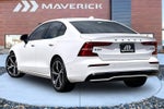 2023 Volvo S60 B5 Plus Dark Theme