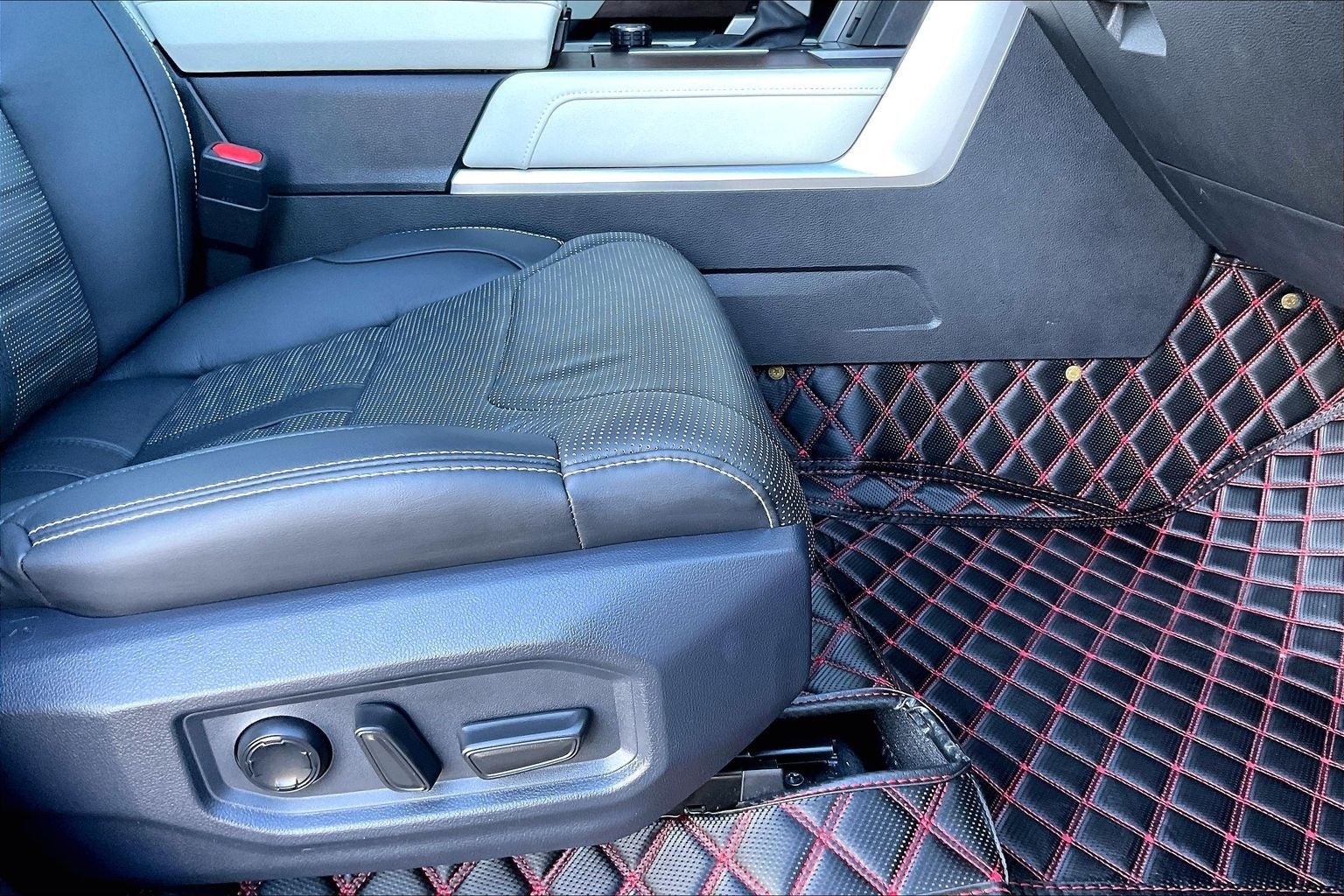 2023 Toyota Sequoia Capstone