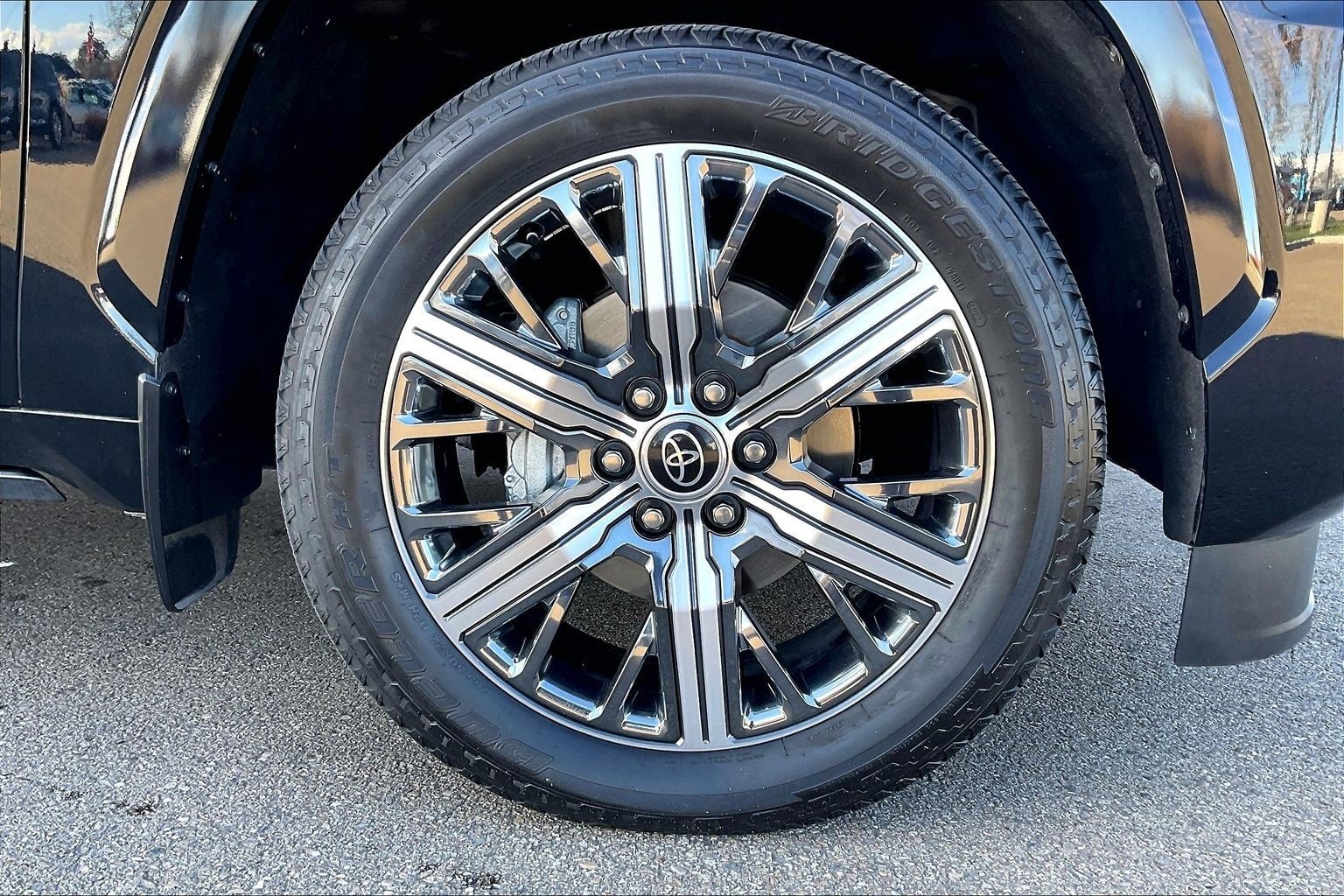 2023 Toyota Sequoia Capstone