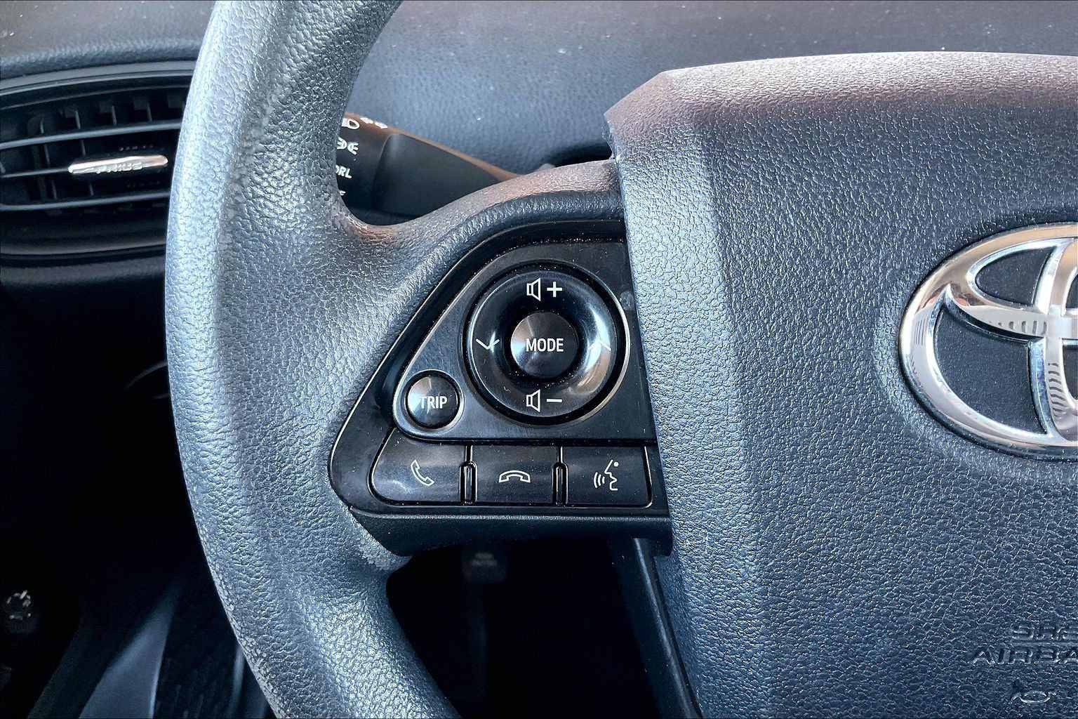2021 Toyota Prius L