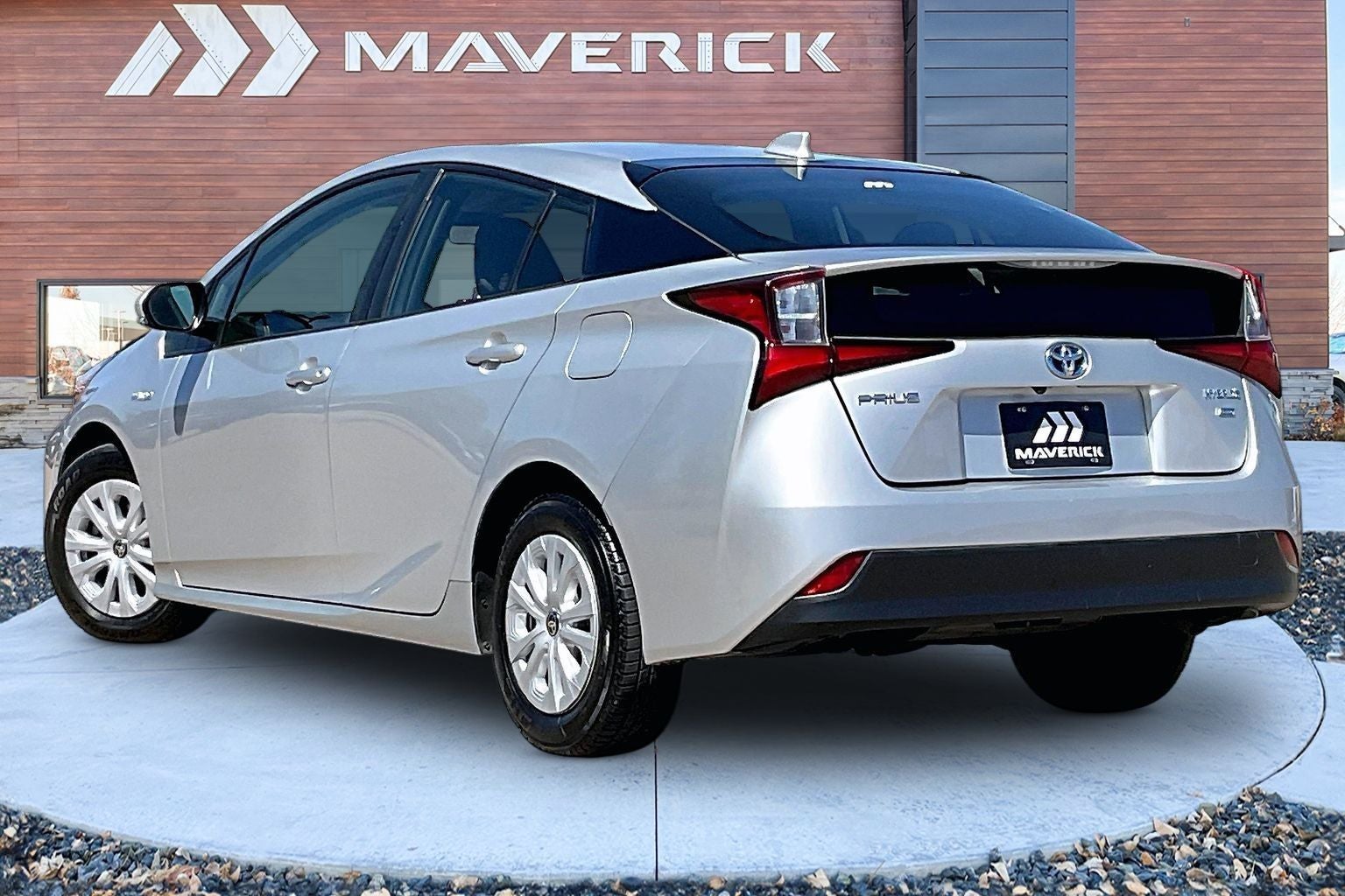 2021 Toyota Prius L