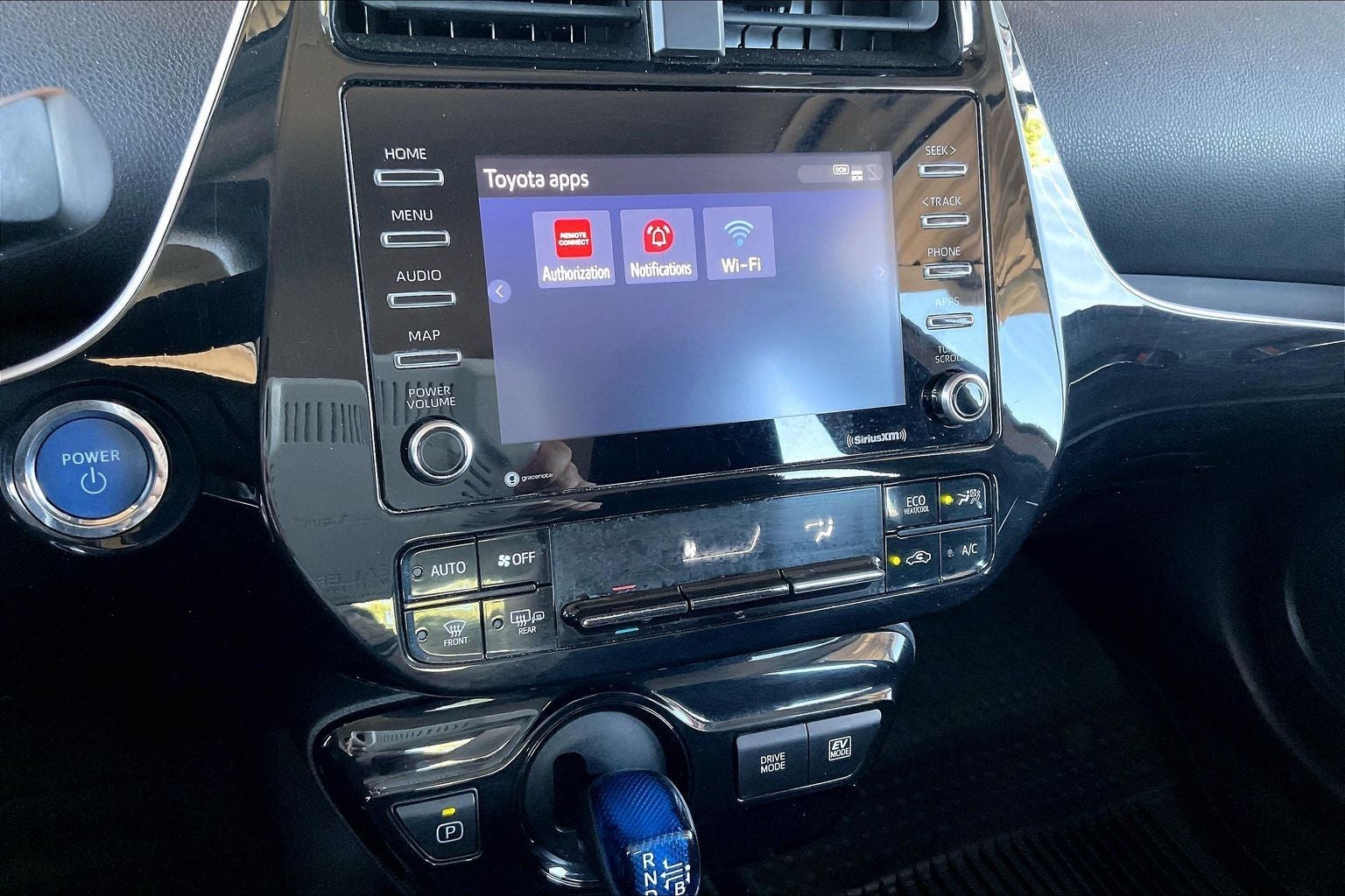 2021 Toyota Prius L
