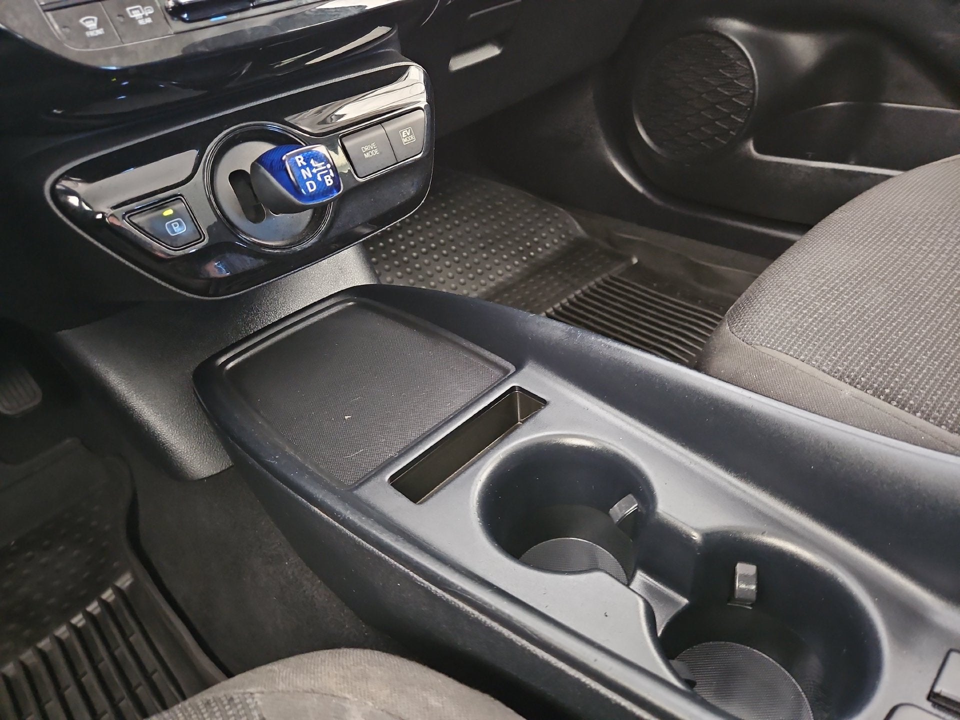 2020 Toyota Prius LE AWD-e