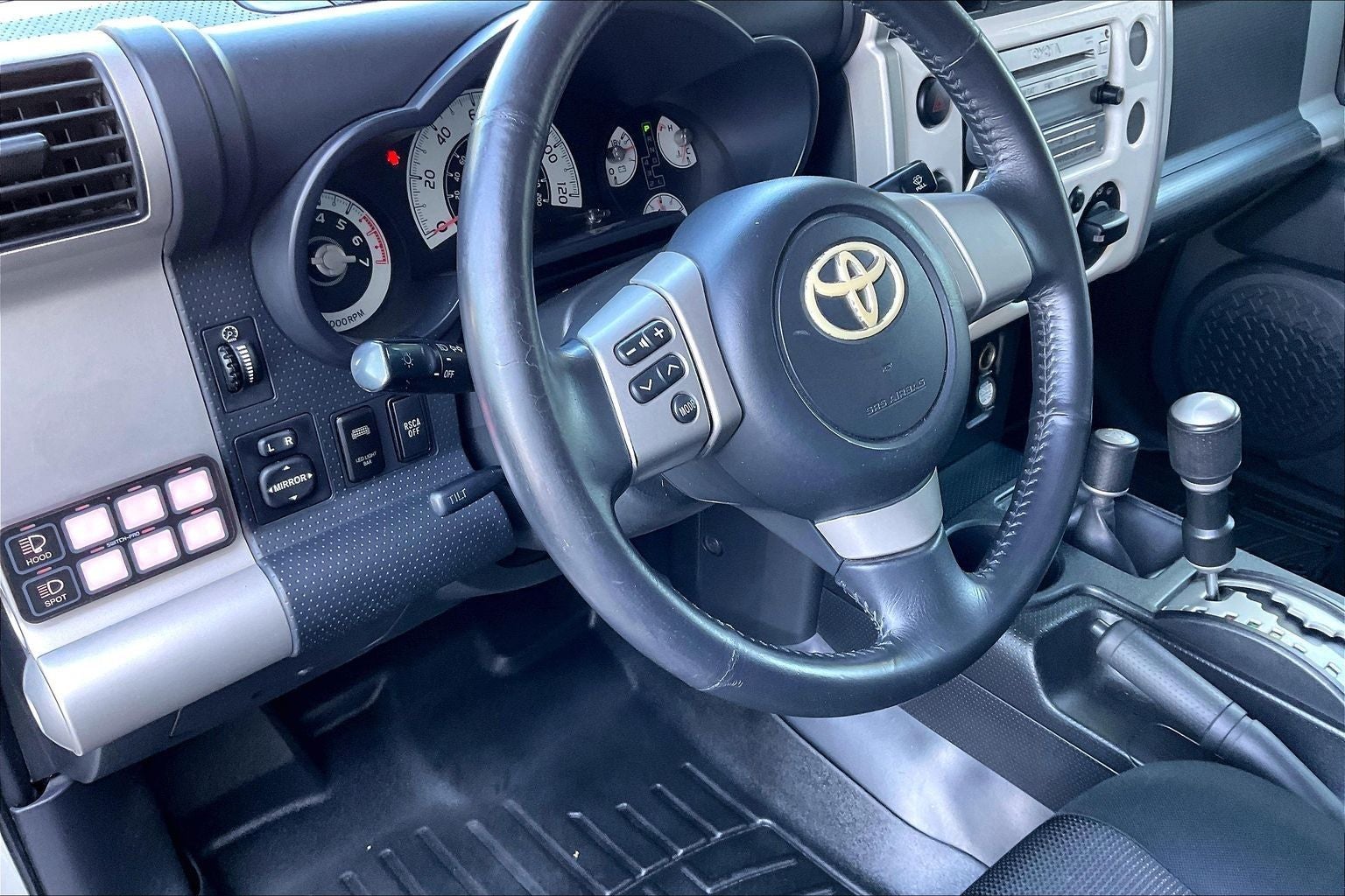 2010 Toyota FJ Cruiser Base