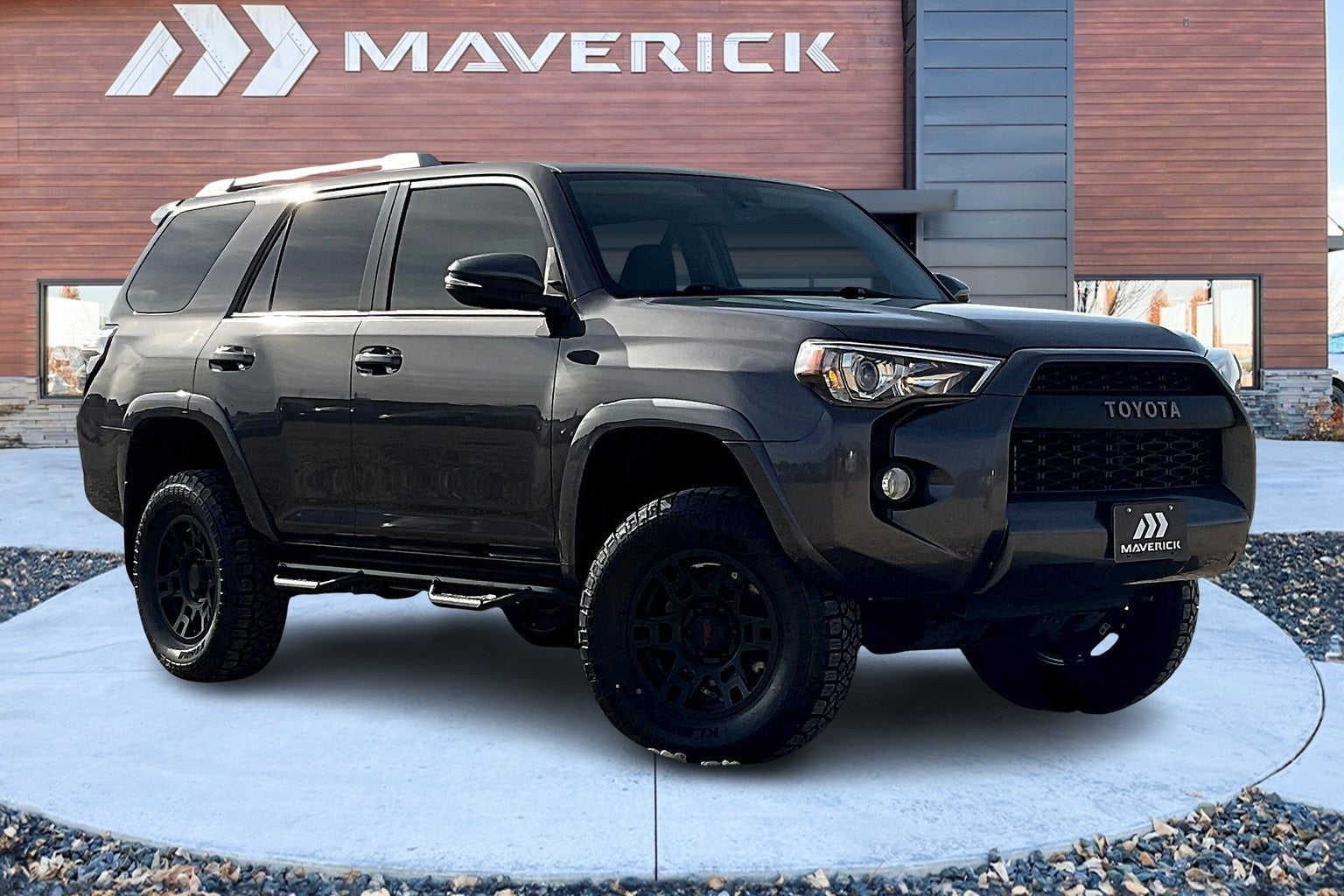 2016 Toyota 4Runner SR5 Boise ID | Maverick Car Company JTEBU5JR9G5402129