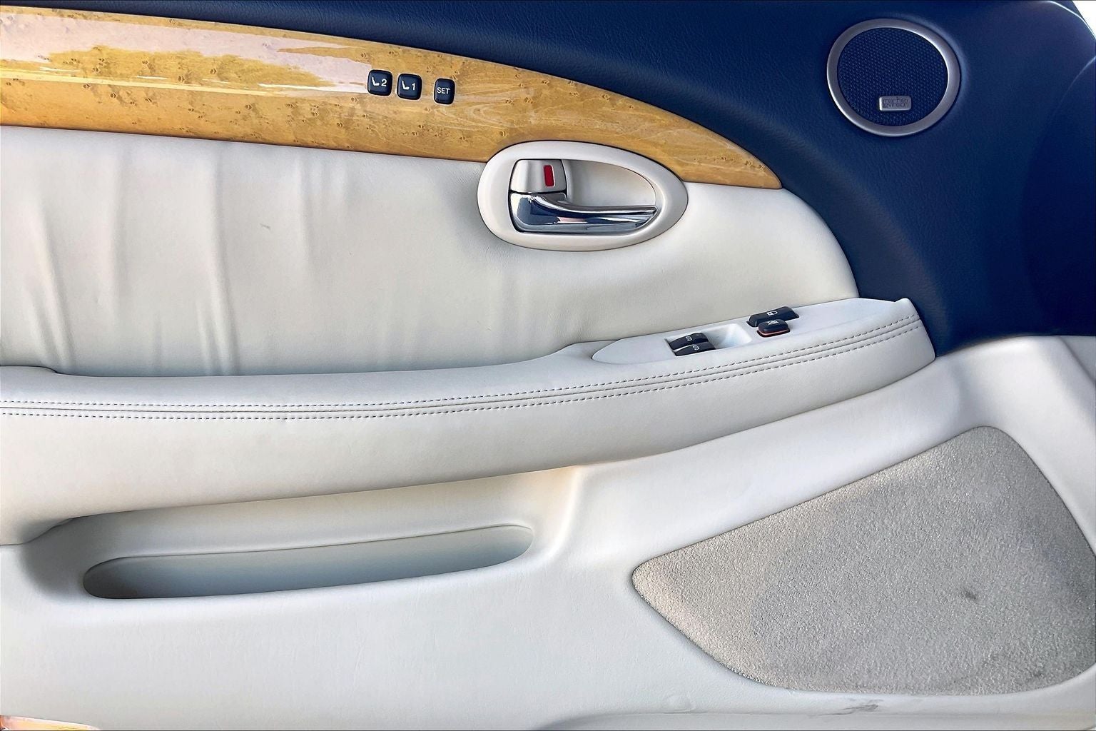 2003 Lexus SC 430