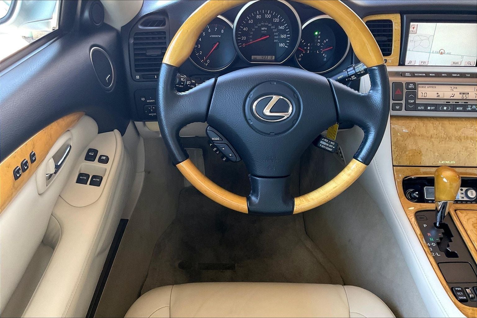 2003 Lexus SC 430