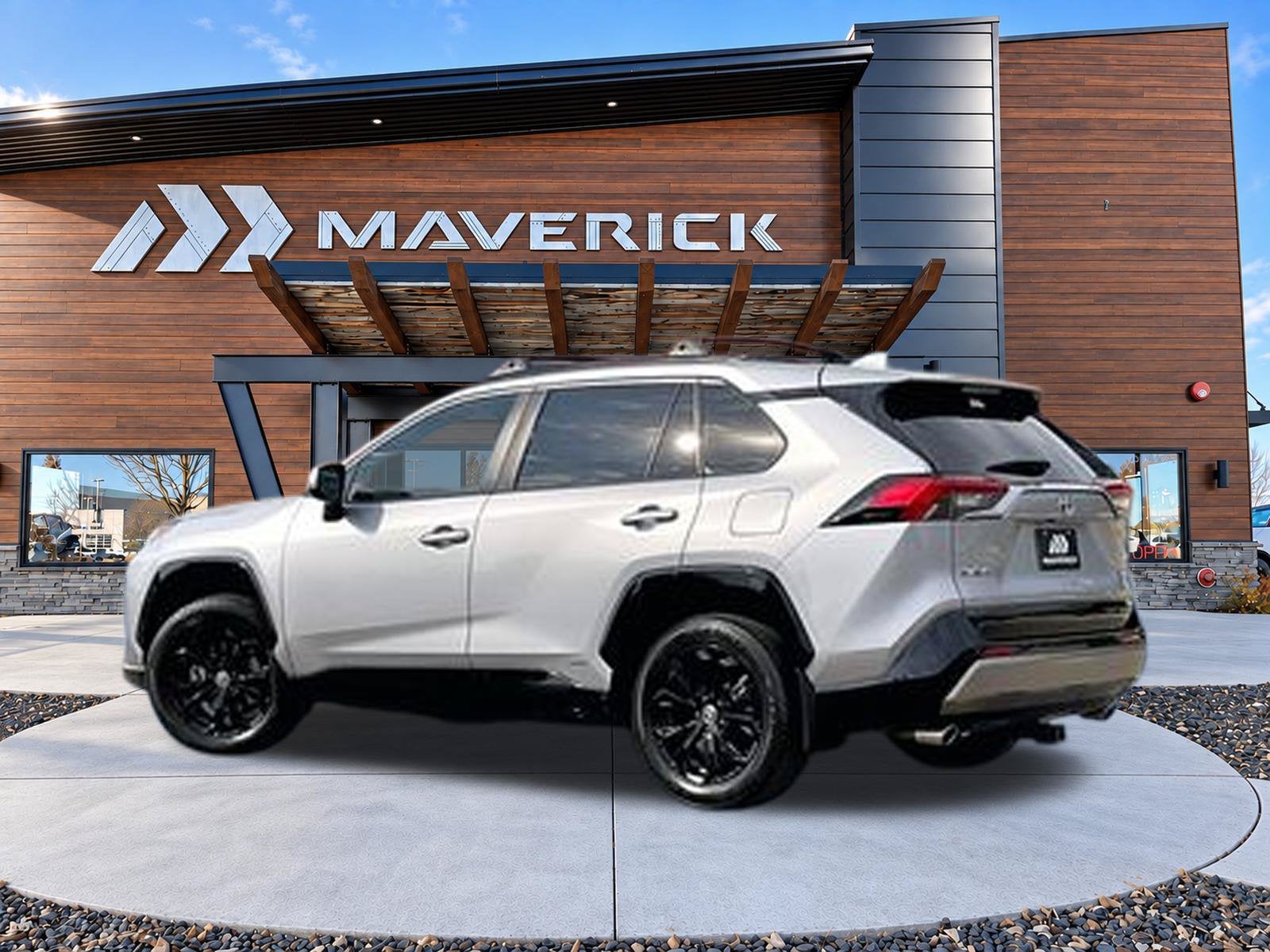 2022 Toyota RAV4 Hybrid SE
