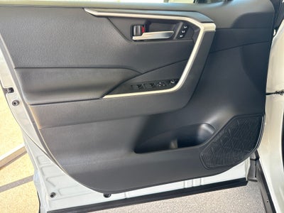2025 Toyota RAV4 Hybrid XLE Premium