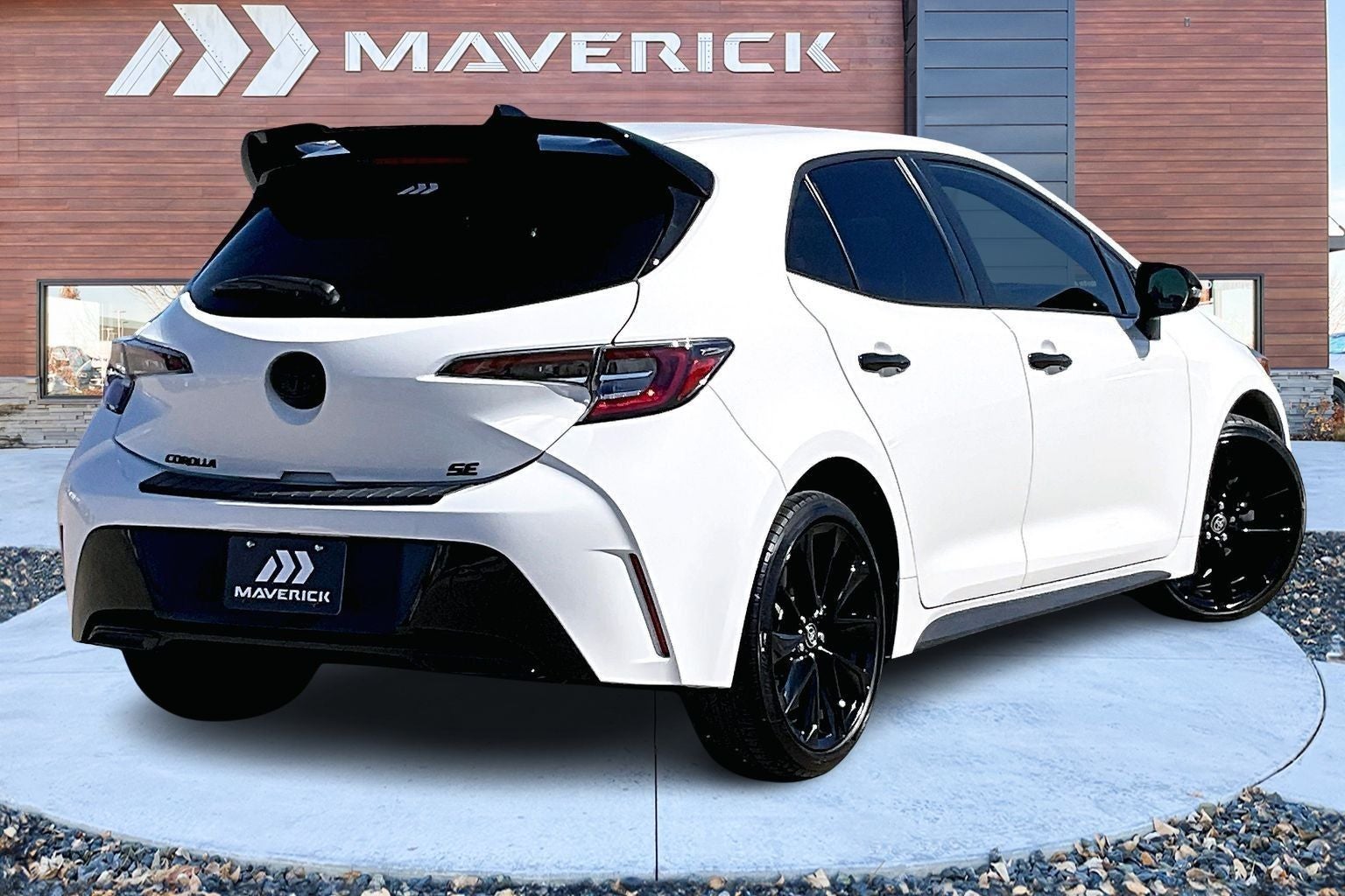 2022 Toyota Corolla Hatchback SE Nightshade Edition