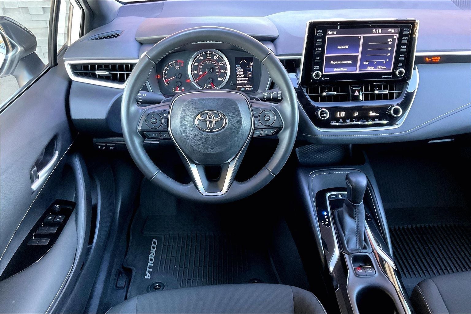 2022 Toyota Corolla Hatchback SE Nightshade Edition