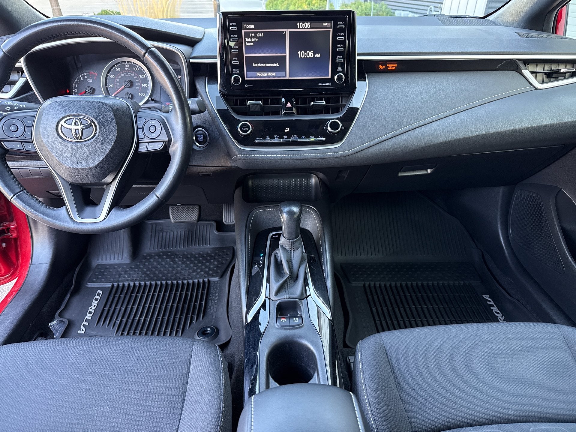 2021 Toyota Corolla Hatchback SE