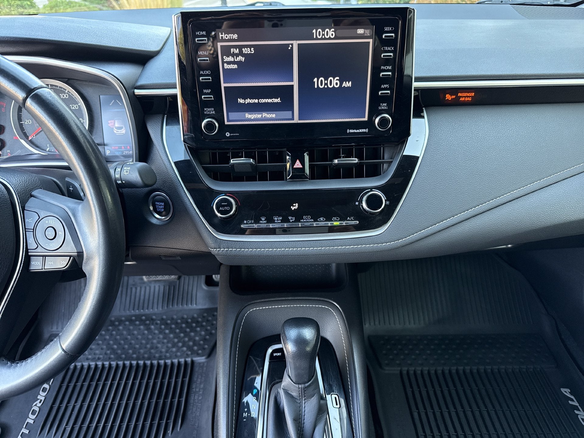 2021 Toyota Corolla Hatchback SE