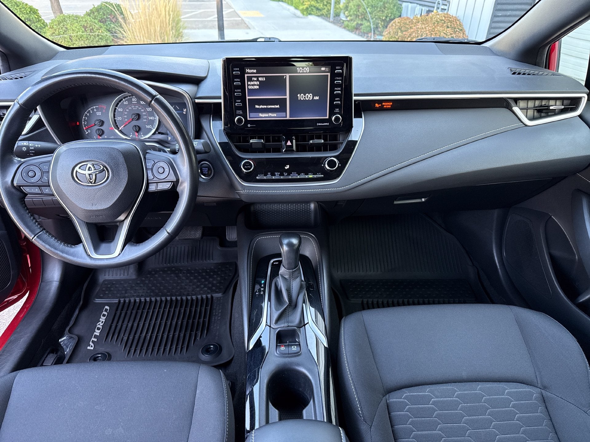 2021 Toyota Corolla Hatchback SE