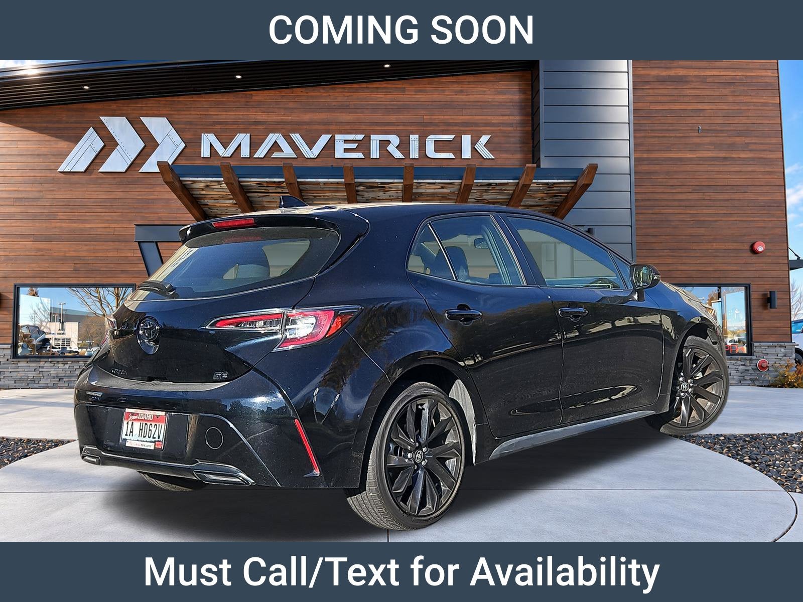 2022 Toyota Corolla Hatchback SE Nightshade Edition