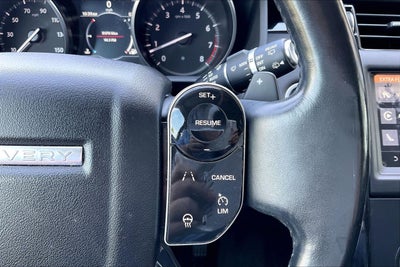 2020 Land Rover Discovery SE