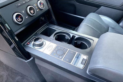 2020 Land Rover Discovery SE