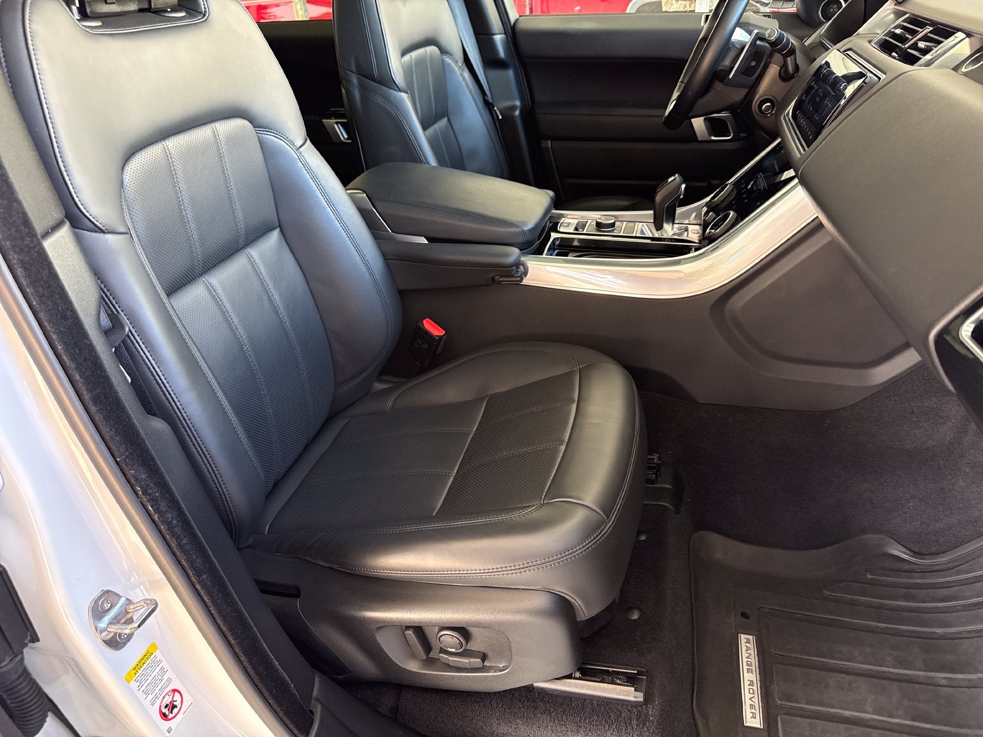 2022 Land Rover Range Rover Sport HSE Silver Edition