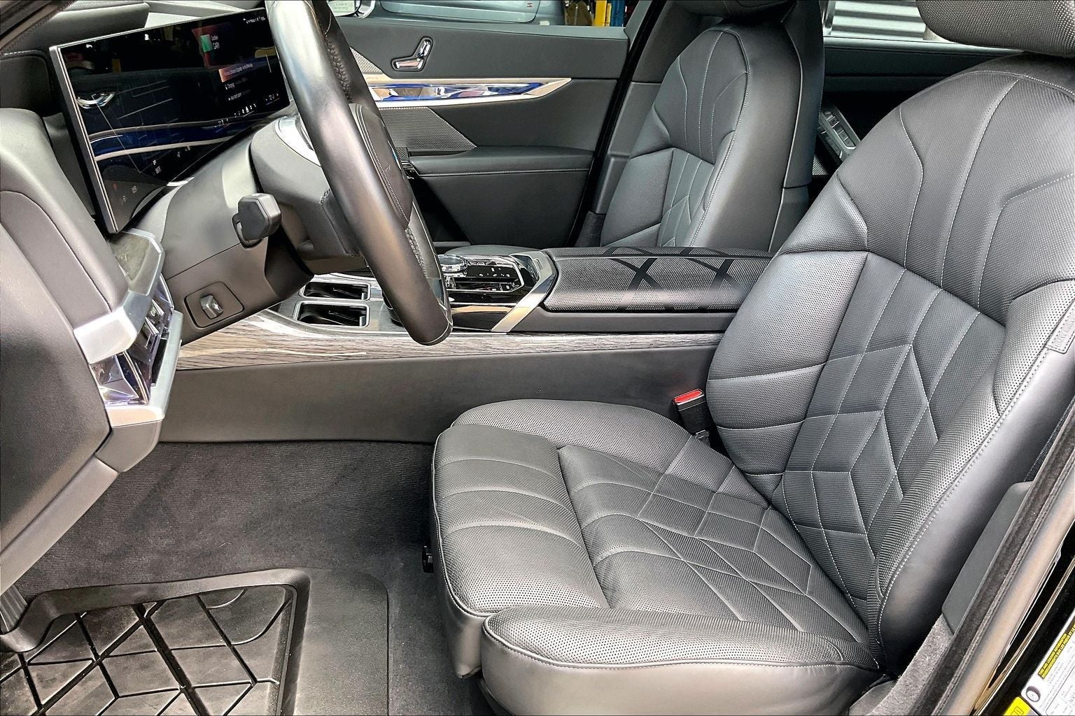 2024 BMW i7 eDrive50