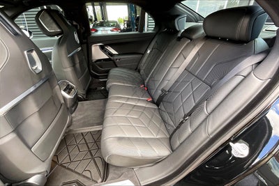2024 BMW i7 eDrive50