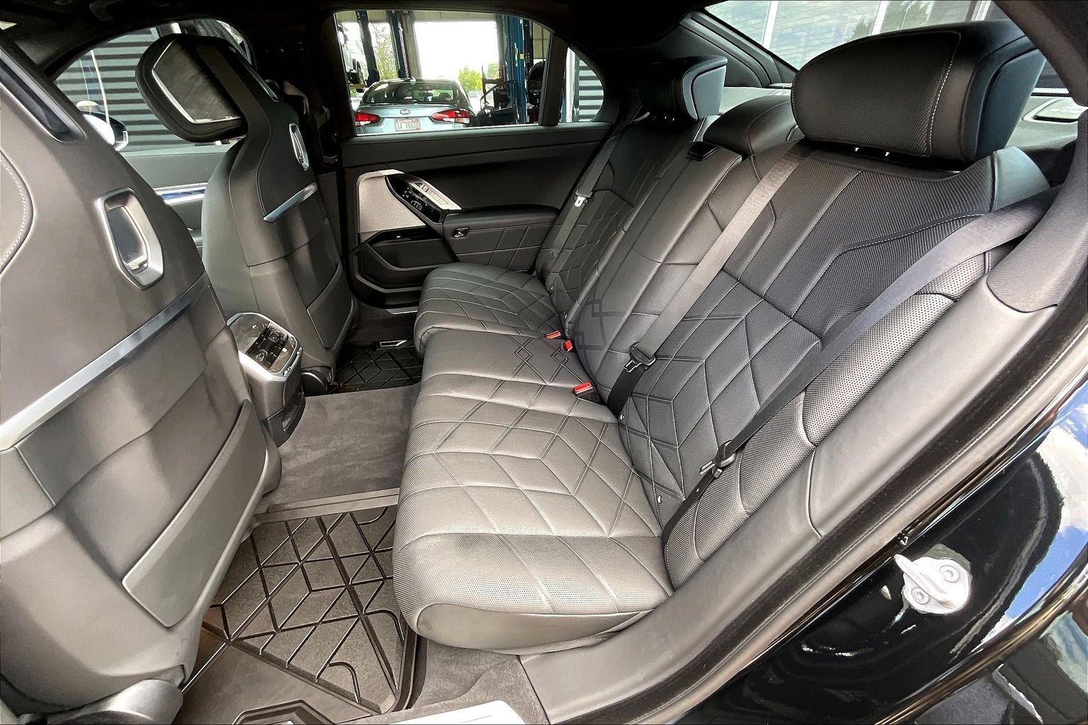 2024 BMW i7 eDrive50