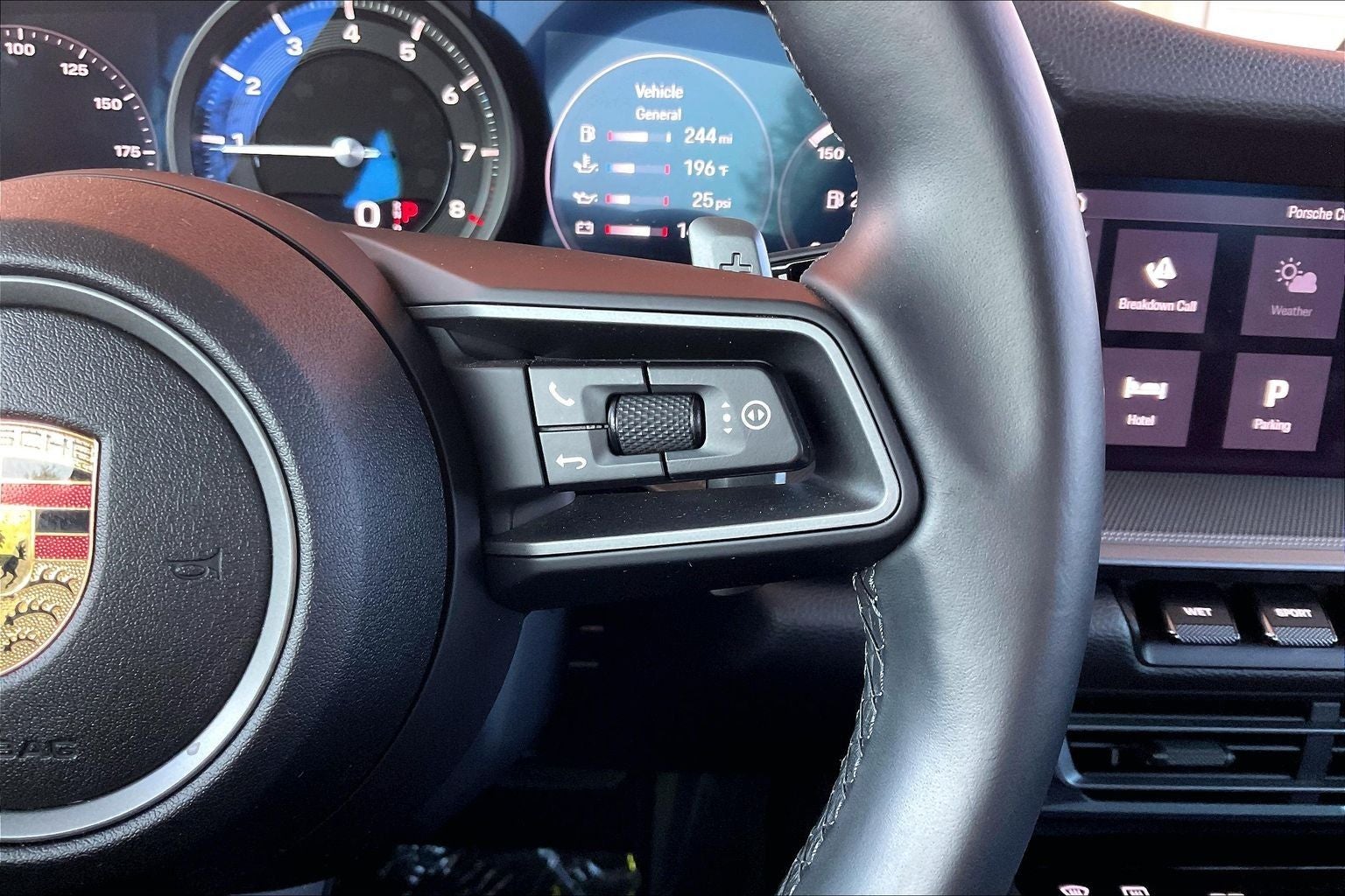 2021 Porsche 911 Carrera 4