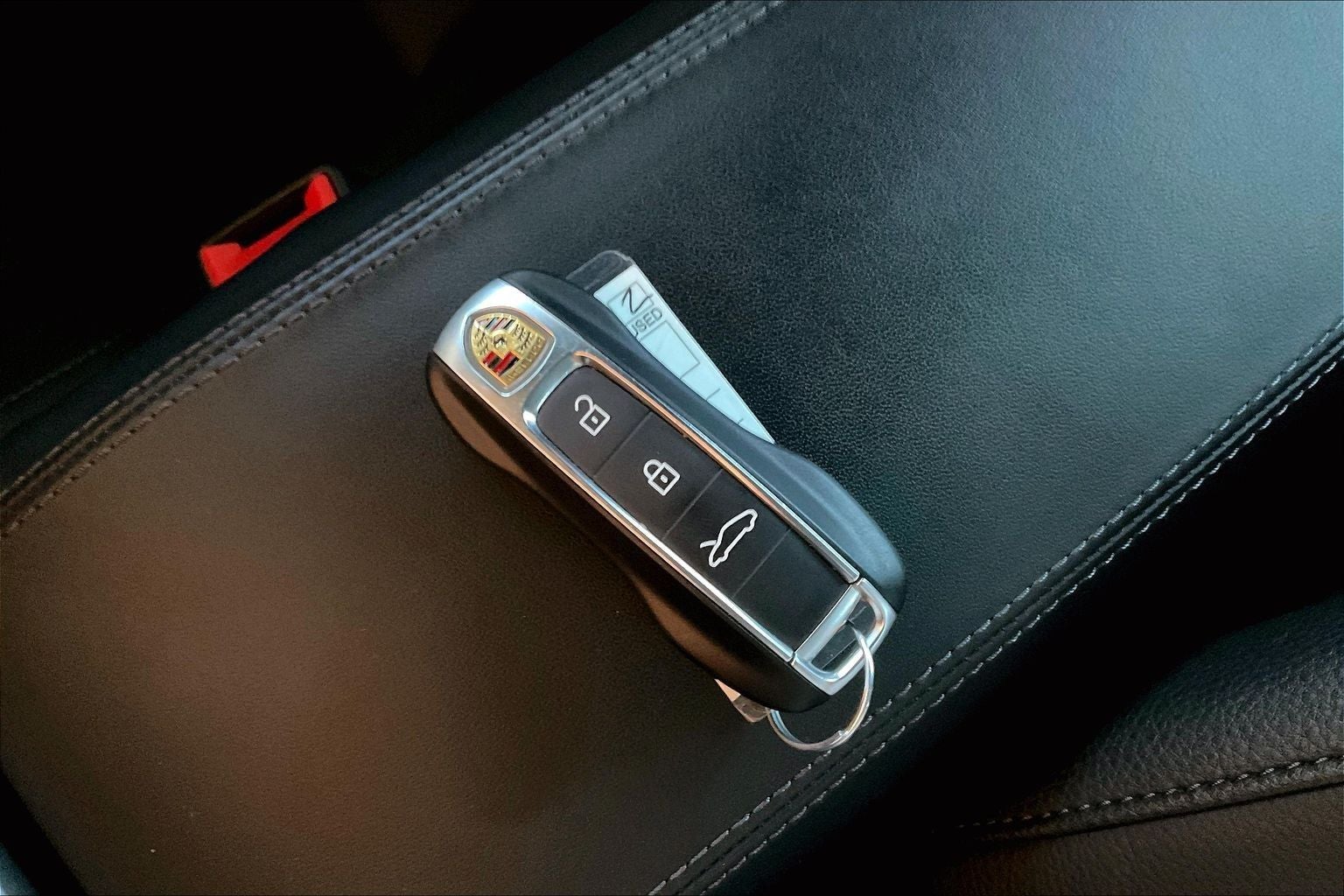 2021 Porsche 911 Carrera 4