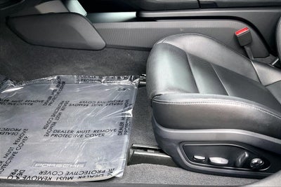 2022 Porsche Taycan Base