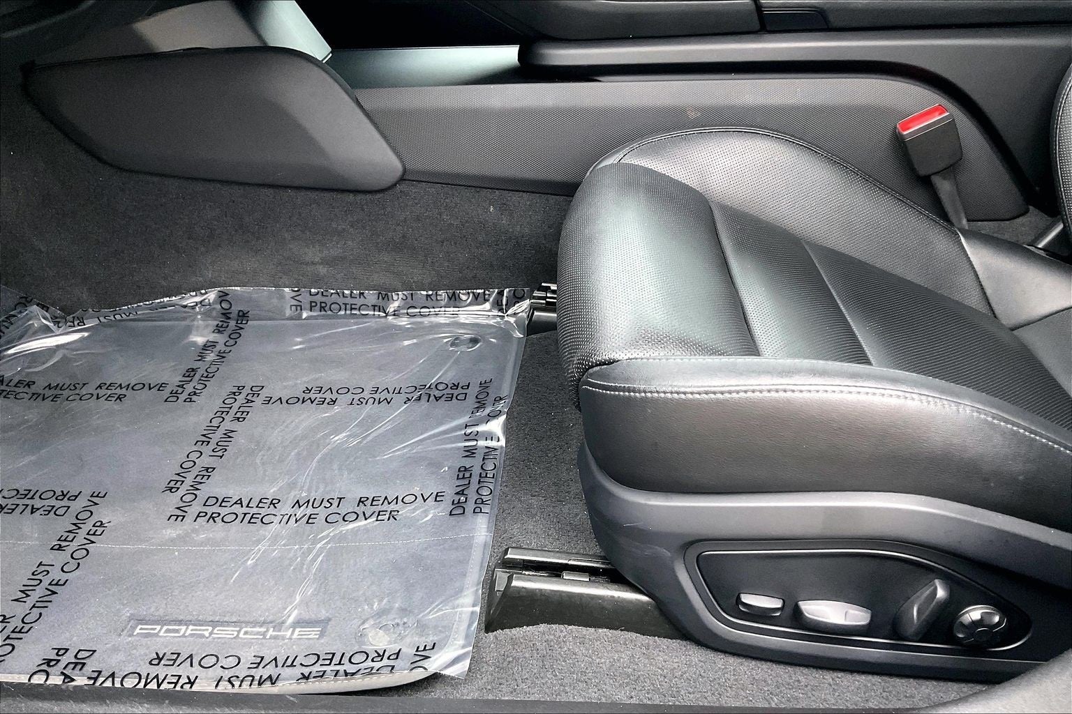 2022 Porsche Taycan Base