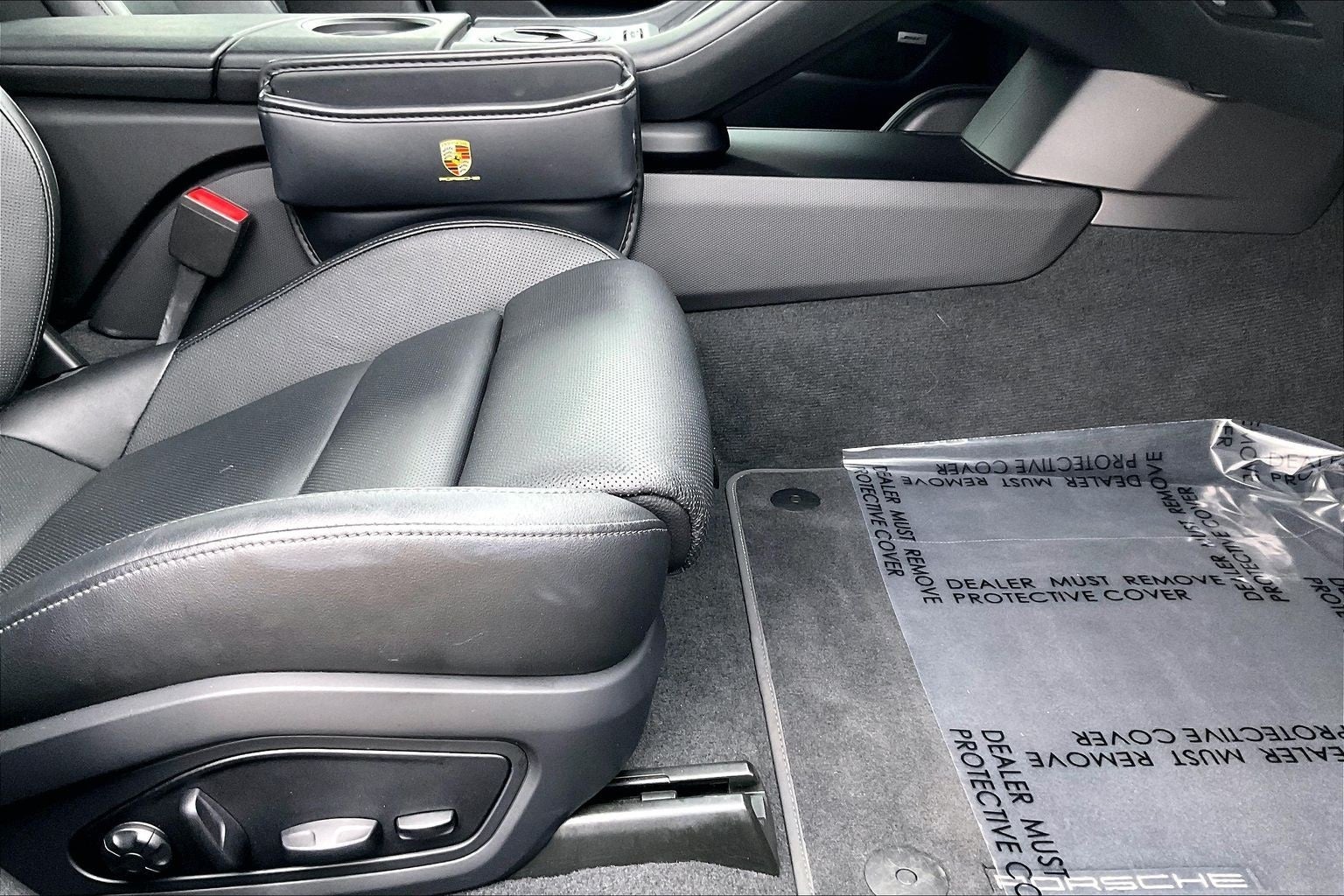 2022 Porsche Taycan Base