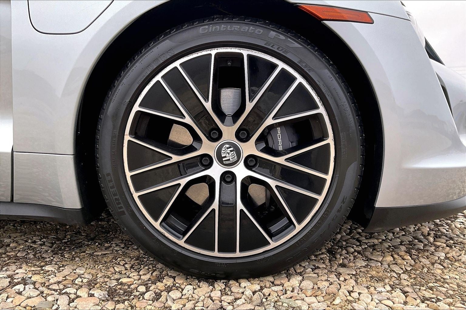 2022 Porsche Taycan Base