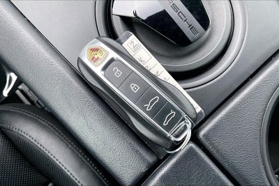 2022 Porsche Taycan Base